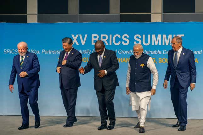 FILE- From left, Brazil&#39;s President Luiz Inacio Lula da Silva, China&#39;s President Xi Jinping, South Africa&#39;s President Cyril Ramaphosa, India&#39;s Prime Minister Narendra Modi and Russia&#39;s Foreign Minister Sergei Lavrov pose for a BRICS group photo during the 2023 BRICS Summit in Johannesburg, South Africa, Aug. 23, 2023. Modi says his country is “becoming the voice of the Global South,” and that at the upcoming Group of 20 meetings being held in New Delhi that voice will be heard. At the recent summit of the BRICS nations _ current chair South Africa declared that the grouping&#39;s goal was to &quot;seek is to advance the agenda of the Global South.”(Alet Pretorius/Pool Photo via AP, File)