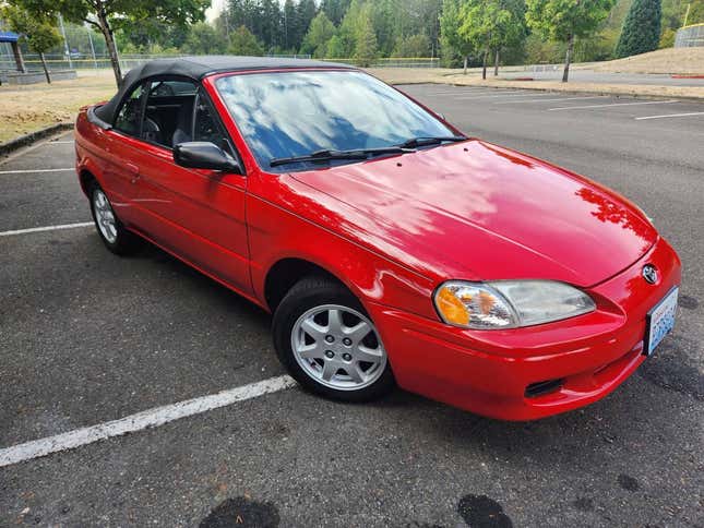 Bild für den Artikel mit dem Titel: Bekommt dieses Toyota Paseo Cabrio aus dem Jahr 1997 für 8.500 US-Dollar einen Pass?