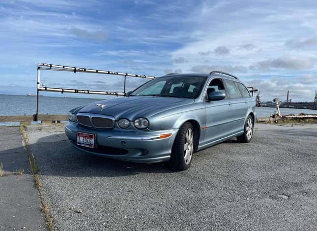 Image for article titled At $4,200, Is This 2006 Jaguar X-Type Sportwagon The Cat’s Pajamas?