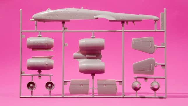 Image of a small airplane model, breaking up the various components.