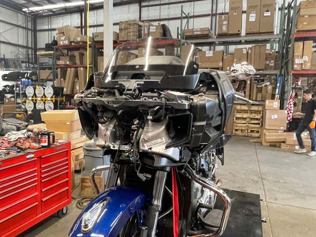 Image for article titled When You Pump Up The Power Of A 2021 Indian Challenger Limited You Get A Mega Muscle Bike