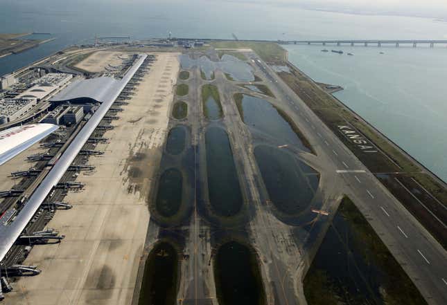 Image for article titled The chaos left behind by Typhoon Jebi, seen from the air