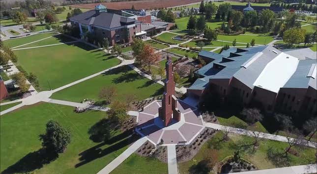 Image for article titled 10 colleges with the happiest students in America