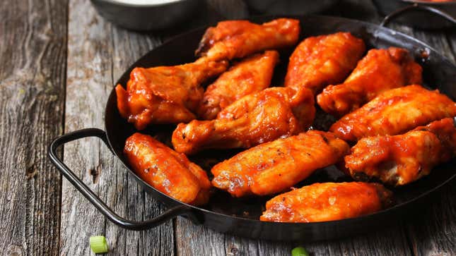 buffalo wings in pan