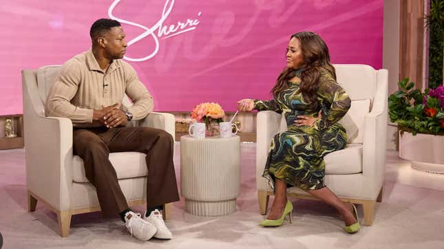 Image for article titled Why Sherri Shepherd, &#39;The Breakfast Club&#39; Going Too Damn Easy on Jonathan Majors at the Expense of Women is No Surprise