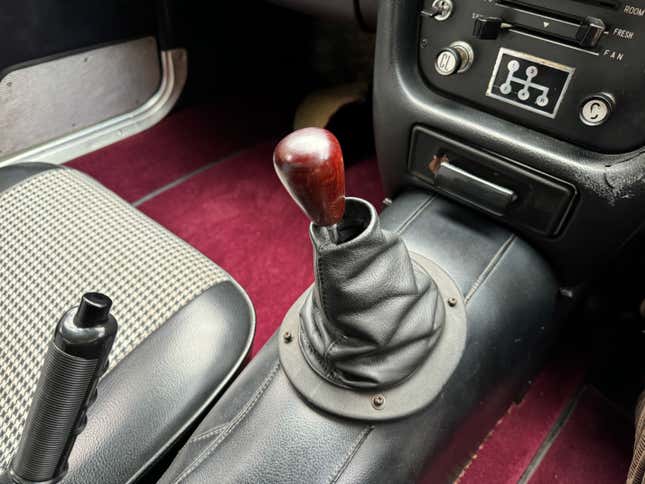 Shifter of a Mazda Cosmo 110S