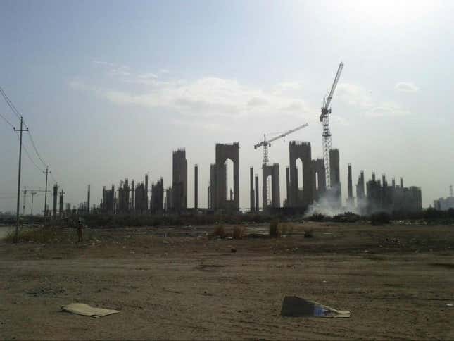 Al Muthana airport, the site of Iraq&#039;s new parliamentary complex