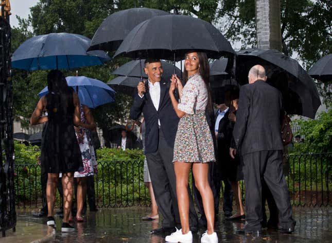 Image for article titled The Evolution of Malia and Sasha Obama