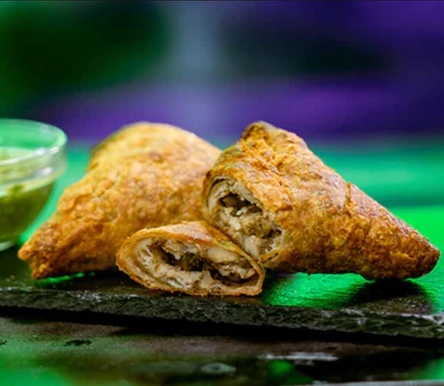 Image for article titled All the Out of This World Star Wars Snacks Coming to Disney Parks
