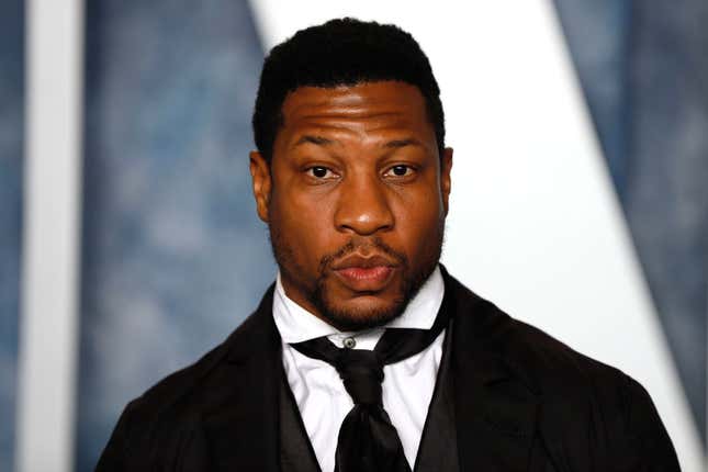Jonathan Majors attends 2023 Vanity Fair Oscar After Party Arrivals at Wallis Annenberg Center for the Performing Arts on March 12, 2023 in Beverly Hills, California.