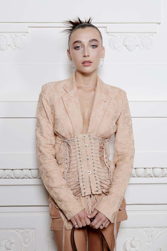 emma chamberlain looks flawless at valentino haute couture show at