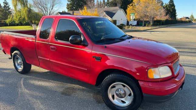 Nice Price or No Dice 2000 Ford F150 NASCAR