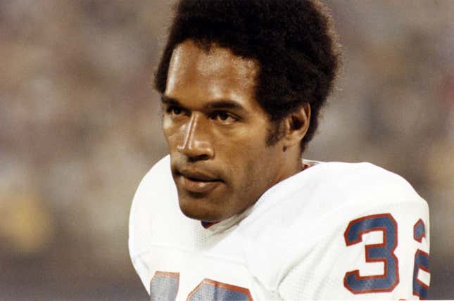 1975: O.J. Simpson #32 of the Buffalo Bills looks on during an NFL game circa 1975.