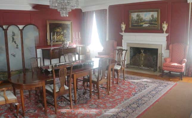 Image for article titled Take a Peek Inside America&#39;s Most Notorious Southern Plantation Mansions