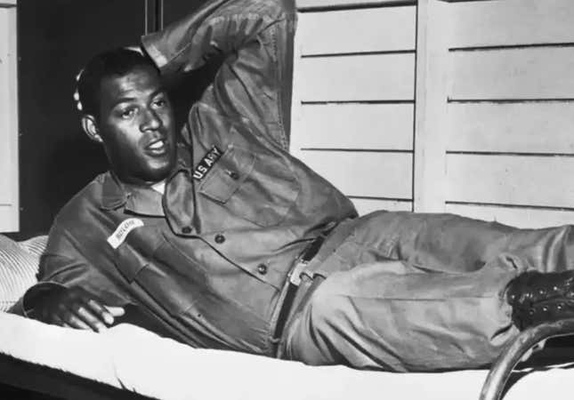 Image for article titled Veterans Day: 18 Black Celebrities You Didn&#39;t Know Served in the U.S. Military