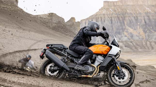 Image for article titled Harley-Davidson Pan America Recalled For Unintended Quick-Disconnect Seats