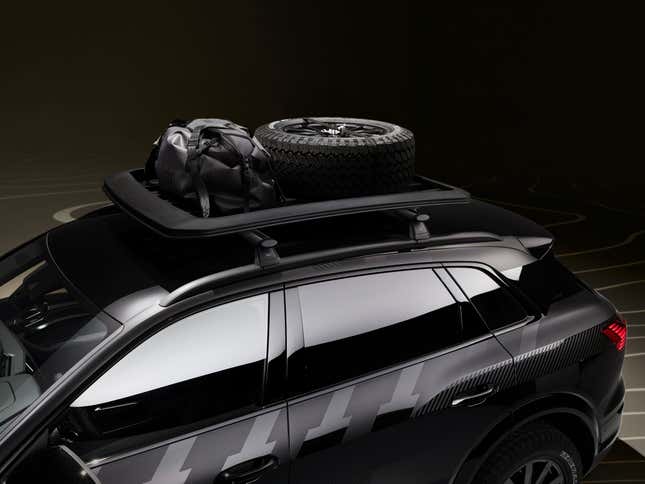 Detail view of a black Audi Q8 E-Tron's roof rack