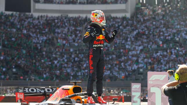 Image for article titled Max Verstappen Says That He Will Use Number One Next Year If He Wins The Title And I Agree