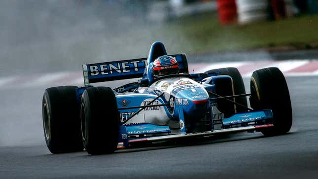 A photo of a Benetton Formula 1 car from 1995. 