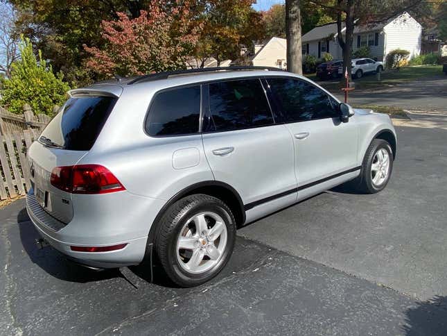 Image for article titled At $11,300, Will This 2014 VW Touareg TDI Pull Out A Win?