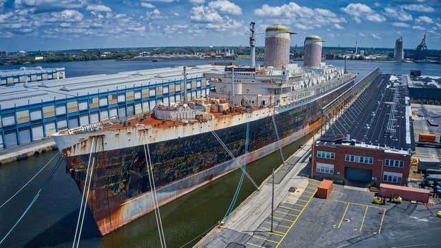 The SS United States in port in Philadelphia, PA. Shot on August 2, 2020.