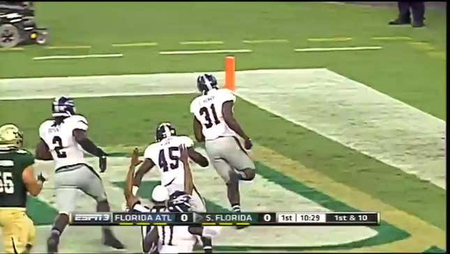 USF Gives Up Touchdown When Own Running Back Forces QB Fumble