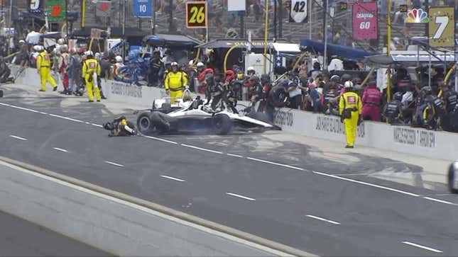 Image for article titled Crew Member Taken to Local Hospital After Being Hit on Pit Road in Indy 500