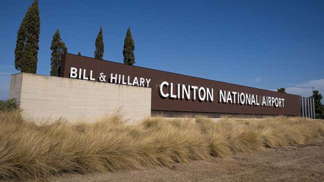 Bill and Hillary Clinton National Airport (LIT) after the Federal Aviation Administration (FAA) lifted a ground stop in Little Rock, Arkansas, US, on Wednesday, Jan. 11, 2023.