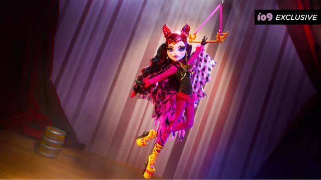 Monster High Draculaura Com Pink G3 2023 Mattel