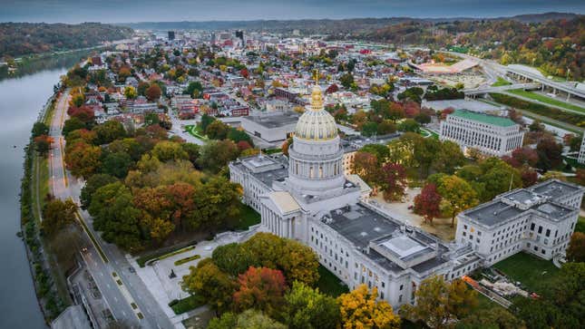 Image for article titled 10 cities with the most entry-level jobs that pay a living wage