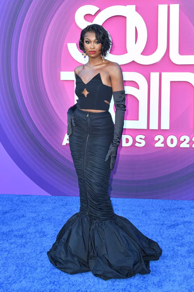 Image for article titled The Best Black Red Carpet Looks of 2022 (Part 2)