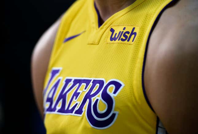 Image for article titled Lakers Return $4.6 Million Loan From Program Meant for Small Businesses