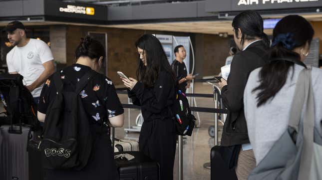 Passagers à l’aéroport international de Washington-Dulles