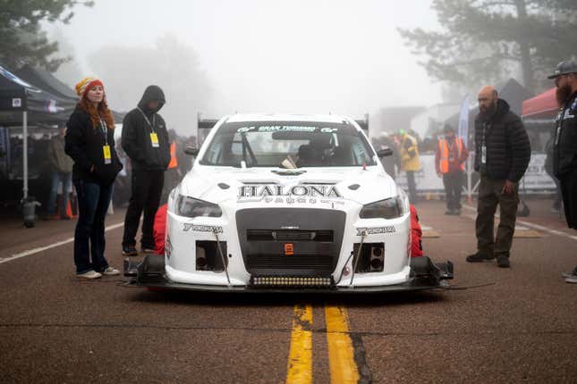 Image for article titled Views From the 2022 Pikes Peak International Hill Climb