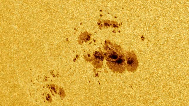Image for article titled Unusually Big Sunspot Cluster Now Visible, Posing Risk of Powerful Solar Flares