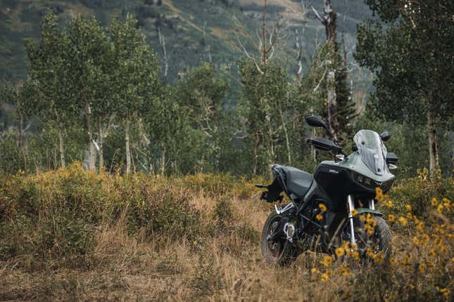 Image for article titled 2023 Zero DSR/X Electric Adventure Bike Silently Conquers All Terrain