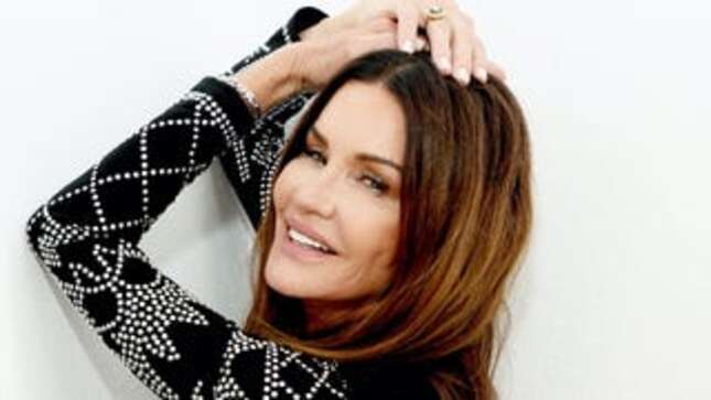 Janice Dickinson Has Fighting Words for, Uh..... Everyone!