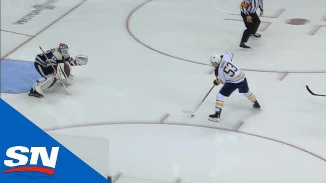 Sergei Bobrovsky Gives Good Lesson On How Not To Play Goaltender<em></em>