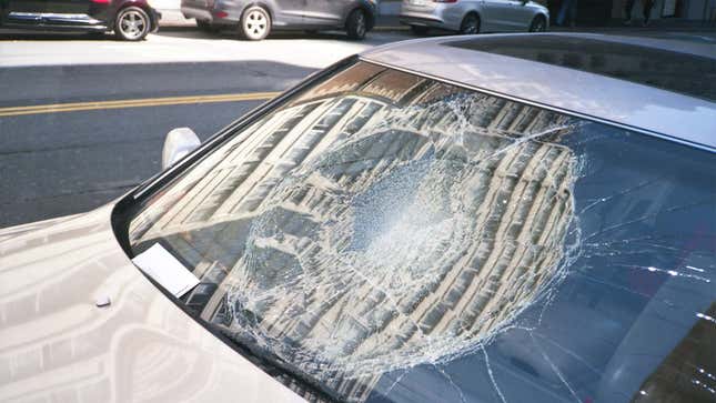 Image for article titled More Goes Into Auto Glass Replacement Than You Might Think