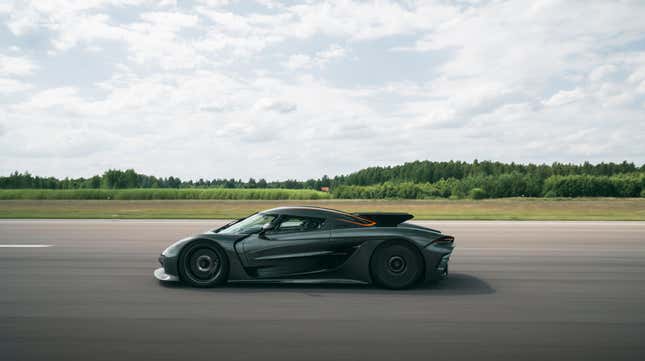 Image for article titled Koenigsegg Breaks Its Own Record By Doing 0-250-0 MPH Run In Just 28.27 Seconds