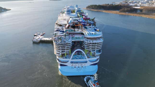 The stern of Icon of the Seas as it departs Finland