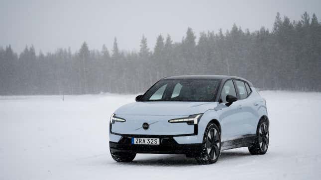 Image for article titled Volvo Is Fully Refunding Customers Of Its Coolest New EV Due To Disastrous Software
