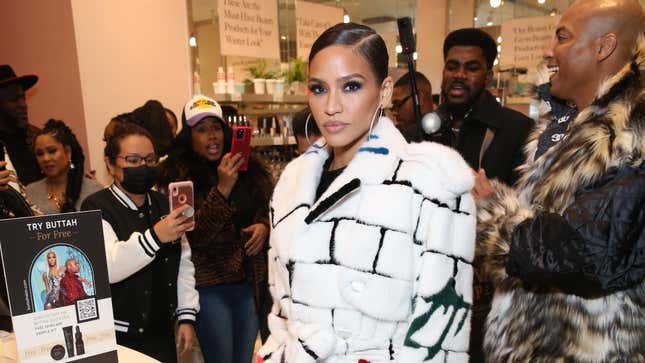 Image de l'article intitulé 24 détails inédits sur la relation tortueuse de Diddy avec Cassie