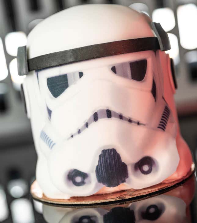 Image for article titled All the Out of This World Star Wars Snacks Coming to Disney Parks