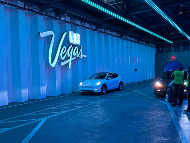 Image for article titled The Vegas Tesla Tunnel Remains Hilariously Bad