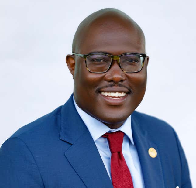 Frank Scott Jr., the mayor of Little Rock, spoke with Buffalo Mayor Byron Brown in the hours after a racist massacred 10 people in a Buffalo supermarket. The 38-year-old was elected president of the African-American Mayors Association earlier this month. 