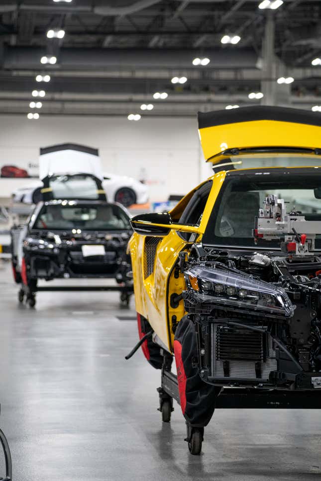 Image for article titled Sights From Acura&#39;s Performance Manufacturing Center