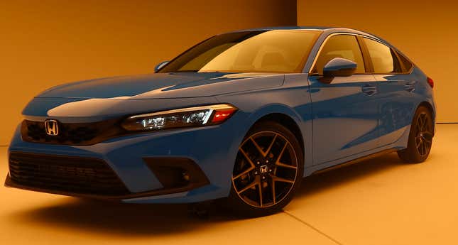 Image for article titled This Is The 2022 Honda Civic Hatchback And Yes It Comes With A Stick Shift