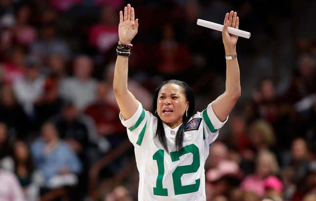 Dawn Staley has Eagles NFL jersey set for Super Bowl Sunday