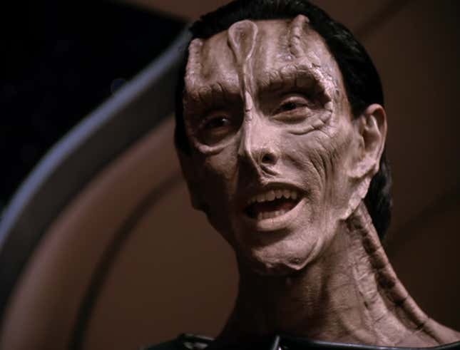 Image for article titled David Warner&#39;s Most Incredible Star Trek Turn Is a Tale of 2 Cardassians